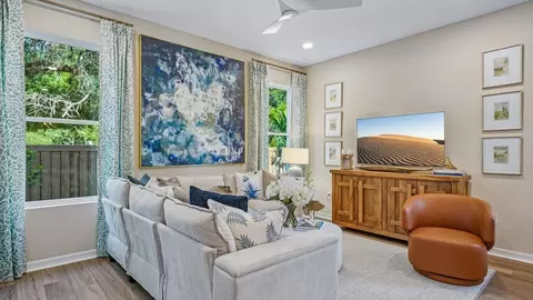Living - 611 Silver Stream Ct, Brandon, FL 33511 photo 3 of 5
