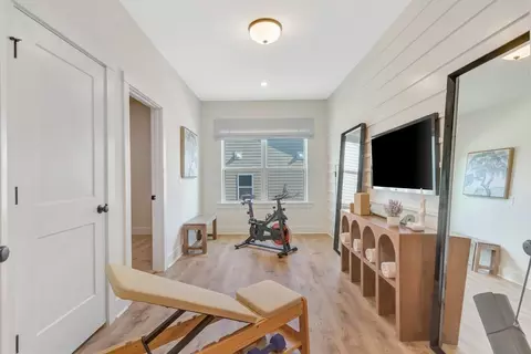 Entry Way - 1009 Opal Ln, Durham, NC 27705 photo 1 of 1