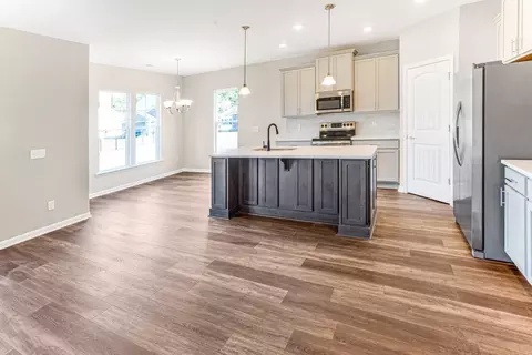 Kitchen - 39 Blues Dr, Pooler, GA 31322 photo 2 of 8