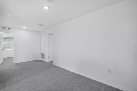Bedroom - 18127 Mellon St, Parrish, FL 34219 photo 1 of 6