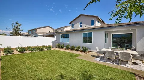 Exterior - 5548 Dora Way, Oceanside, CA 92057 photo 7 of 9