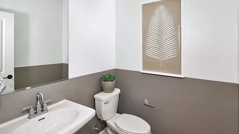Bath - 5548 Dora Way, Oceanside, CA 92057 photo 4 of 7