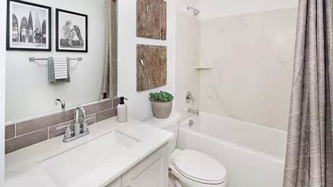 Bath - 5548 Dora Way, Oceanside, CA 92057 photo 5 of 7