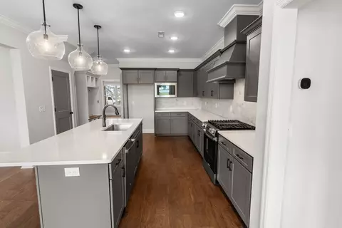 Kitchen - 18 Main St, Madison, AL 35758 photo 3 of 3