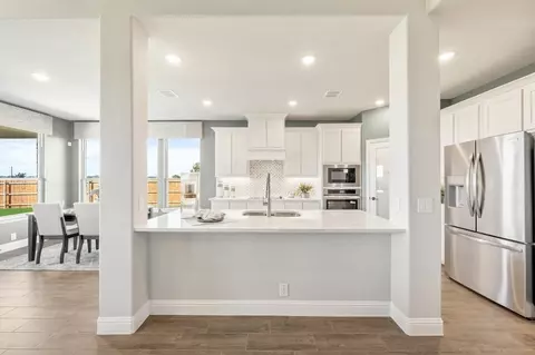 Kitchen - 1205 Terrain Rd, Midlothian, TX 76065 photo 3 of 4