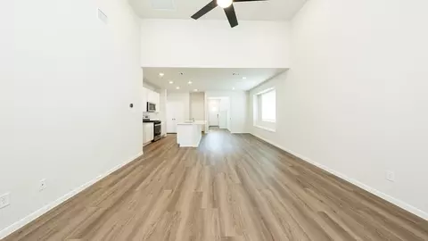 Living - 2332 Nooksack Dr, Conroe, TX 77384 photo 3 of 3
