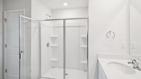 Bath - 3009 Hattie St, Monroe, NC 28112 photo 3 of 6