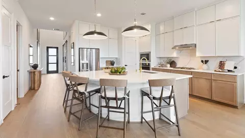 Kitchen - 305 Box Elder Ct, Waller, TX 77484 photo 4 of 5