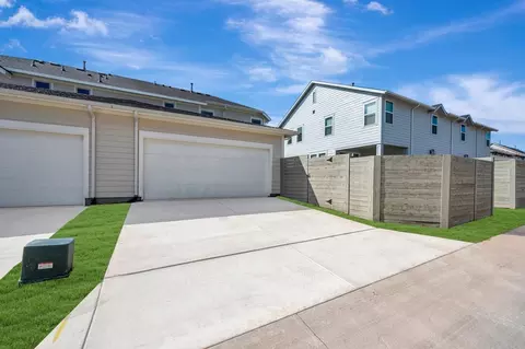 Exterior - 1306 Fennel St, Argyle, TX 76226 photo 4 of 7