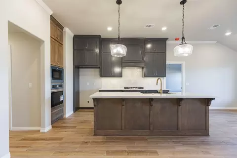 Kitchen - 2920 E Northampton St, Broken Arrow, OK 74014 photo 3 of 11