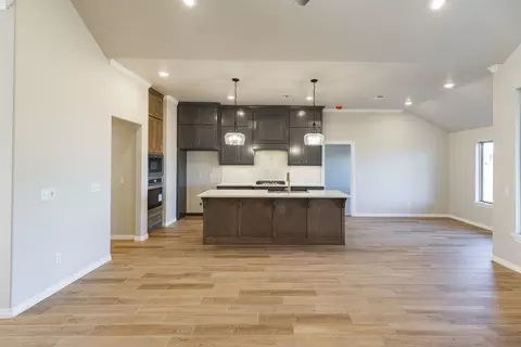 Living - 2920 E Northampton St, Broken Arrow, OK 74014 photo 5 of 10