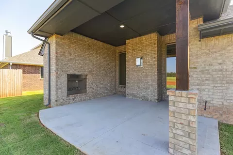 Exterior - 2920 E Northampton St, Broken Arrow, OK 74014 photo 27 of 32