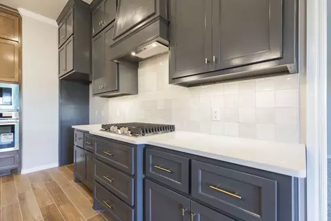 Kitchen - 2920 E Northampton St, Broken Arrow, OK 74014 photo 7 of 11