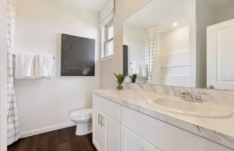 Bath - 16418 Cedarveil Ct, Conroe, TX 77302 photo 1 of 2