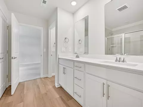 Bath - 2003 Topsail Rd, Durham, NC 27704 photo 1 of 7