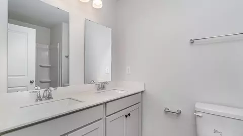 Bath - 740 Doonbeg Ct, Conway, SC 29526 photo 2 of 2