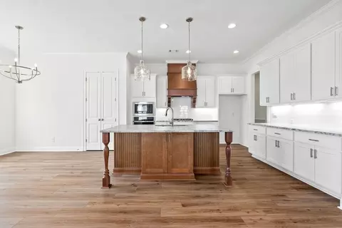 Kitchen - 127 Laurel Branch Dr, Dothan, AL 36305 photo 1 of 4