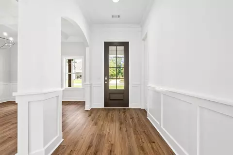 Entry Way - 127 Laurel Branch Dr, Dothan, AL 36305 photo 1 of 4