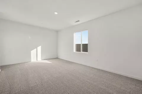 Bedroom - 766 Highlands Dr, San Jacinto, CA 92583 photo 1 of 2