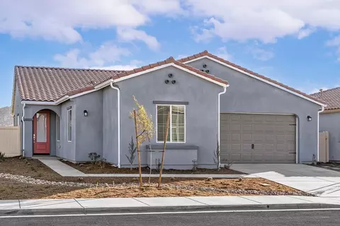 Exterior - 766 Highlands Dr, San Jacinto, CA 92583 photo 2 of 11