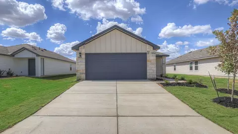 2302 Huisache Rd, Lockhart, TX 78644