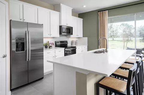 Kitchen - 1675 Kendall Pointe Pl, Melbourne, FL 32935 photo 1 of 3