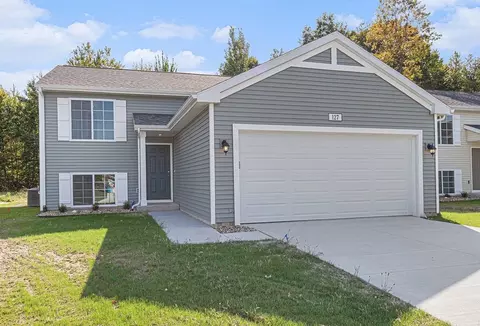 5528 Lahring Rd, Linden, MI 48451