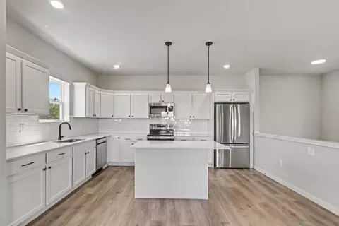 Kitchen - 5528 Lahring Rd, Linden, MI 48451 photo 1 of 3