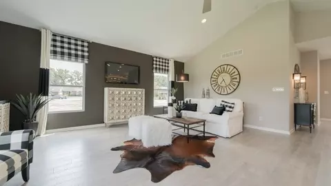 Living - 3102 E 104th Pl, Crown Point, IN 46307 photo 1 of 5