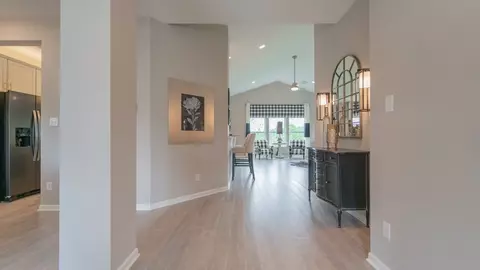 Entry Way - 3102 E 104th Pl, Crown Point, IN 46307 photo 1 of 6