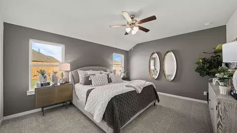 Bedroom - 13 Robin Ct, Angleton, TX 77515 photo 1 of 7