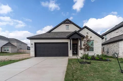 13015 Tiny Tree Ln, San Antonio, TX 78245