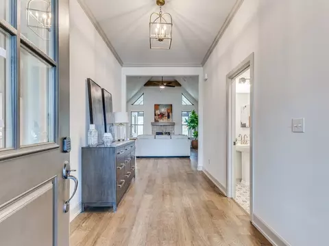 Entry Way - 7201 E Oakland St, Broken Arrow, OK 74014 photo 1 of 4