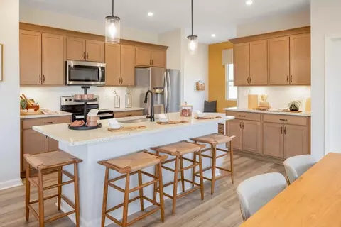 Kitchen - 3194 Belleglade Dr, Covington, KY 41015 photo 2 of 3