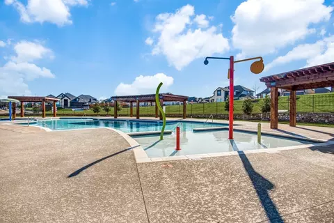 Exterior - 1010 Longbow Trl, Justin, TX 76247 photo 10 of 13