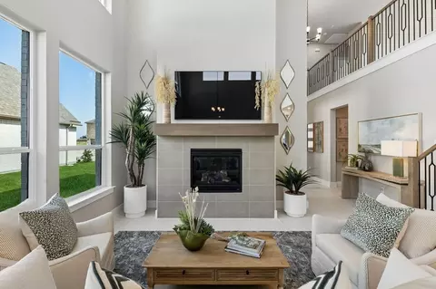 Living - 1010 Longbow Trl, Justin, TX 76247 photo 3 of 5