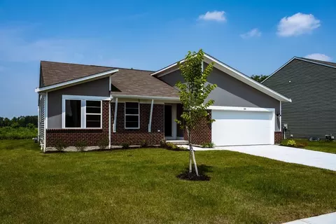 Exterior - 103 Heron Ave, Pataskala, OH 43062 photo 31 of 36