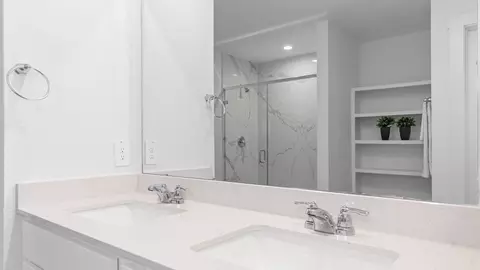 Bath - 723 Heaven Dr, Beasley, TX 77417 photo 5 of 10
