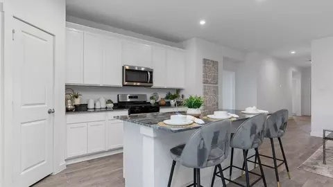 Kitchen - 723 Heaven Dr, Beasley, TX 77417 photo 2 of 4