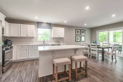 Kitchen - 2508 Crown Point Cir, Frederick, MD 21702 photo 3 of 9