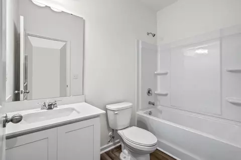 Bath - 136 Dionicio Loop, Seguin, TX 78155 photo 2 of 2