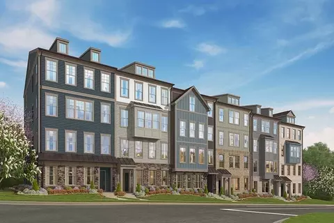 202 Park Central Ter # A, Manassas Park, VA 20111