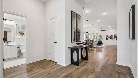 Entry Way - 1108 Sunbeam Cv, Anna, TX 75409 photo 4 of 10