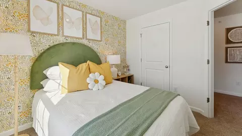 Bedroom - 33 Clementon Rd E, Gibbsboro, NJ 08026 photo 5 of 8