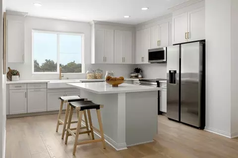 Kitchen - 5901 Atlantic Ave, Long Beach, CA 90805 photo 1 of 1