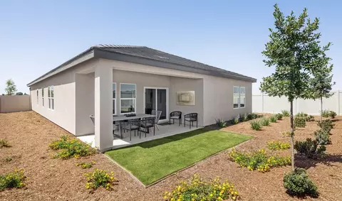 Exterior - 6214 Gorini Ln, Bakersfield, CA 93313 photo 1 of 7