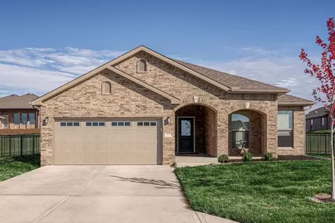 25490 84th St, Lenexa, KS 66227