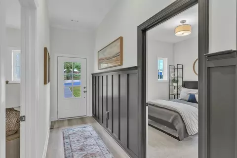 Entry Way - 173 9, Auburn, AL 36830 photo 2 of 6