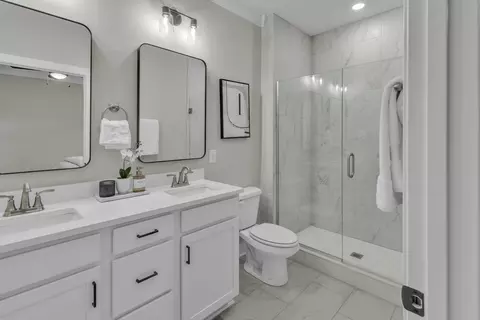 Bath - 173 9, Auburn, AL 36830 photo 3 of 4
