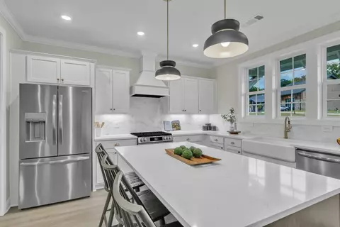 Kitchen - 173 9, Auburn, AL 36830 photo 6 of 8